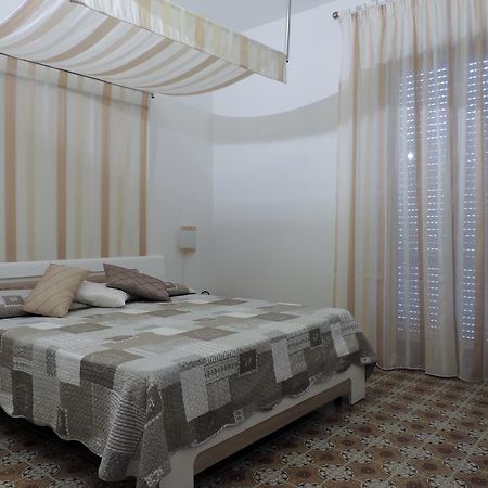 Mary Centro Storico Apartment Alghero Luaran gambar