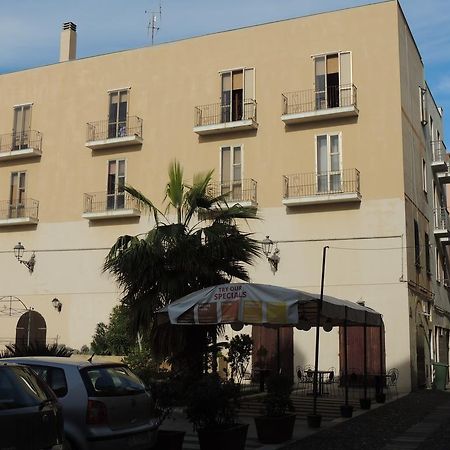 Mary Centro Storico Apartment Alghero Luaran gambar